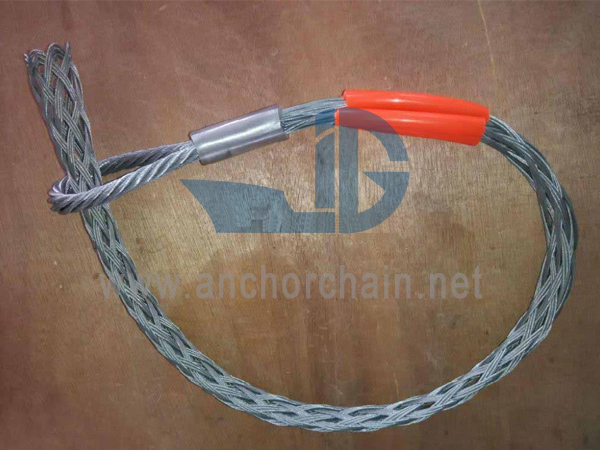 Conector de rede de cabo comum