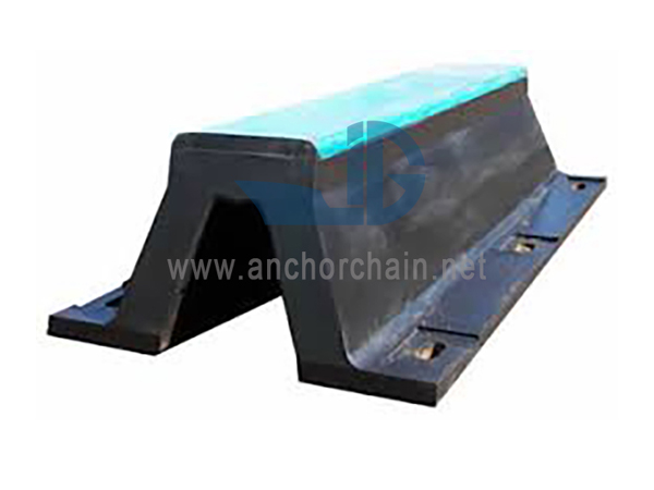 Para-choque de borracha tipo arco V